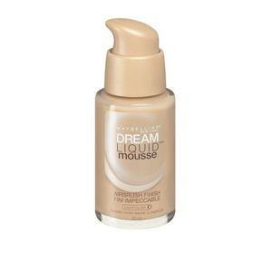 NWT Maybelline New York Dream Liquid Mousse, Liquid Foundation, 30 mL - Sealed